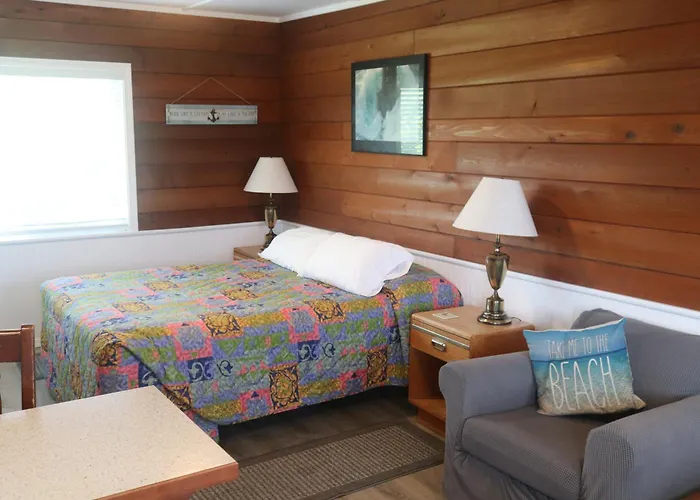 The Lowtide Motel